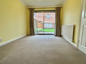 Dining Room- click for photo gallery